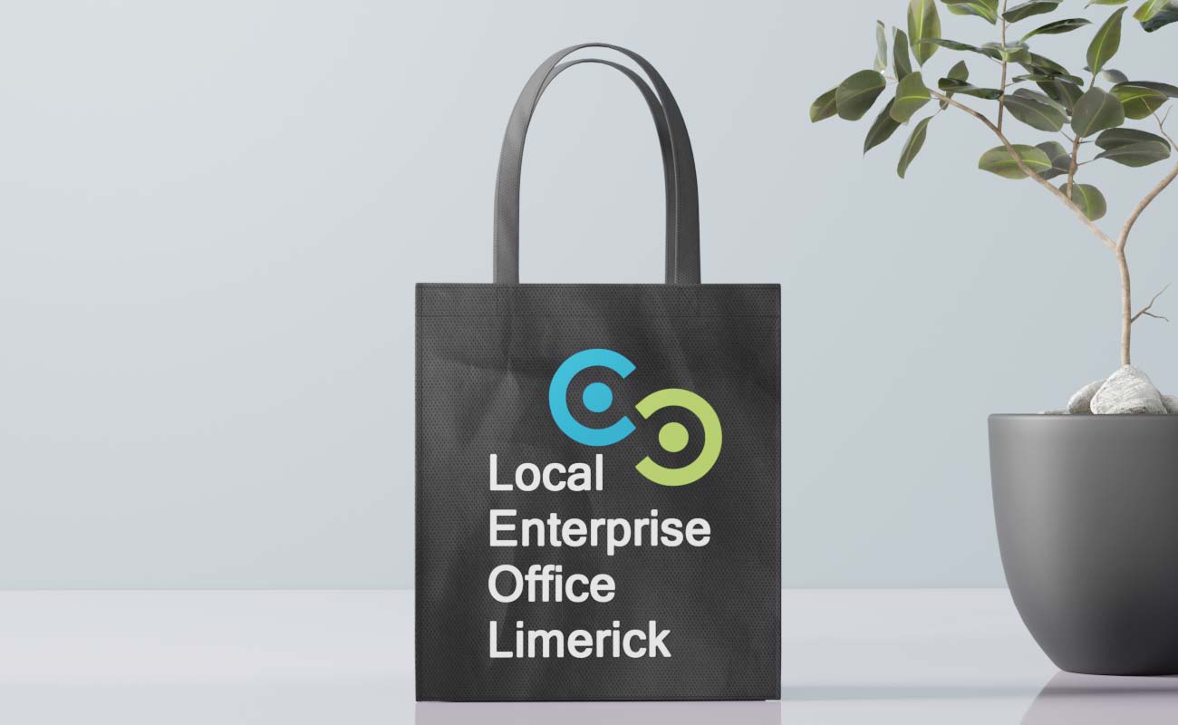 Porta - Personalized Structured Tote Bags gallery thumbnail