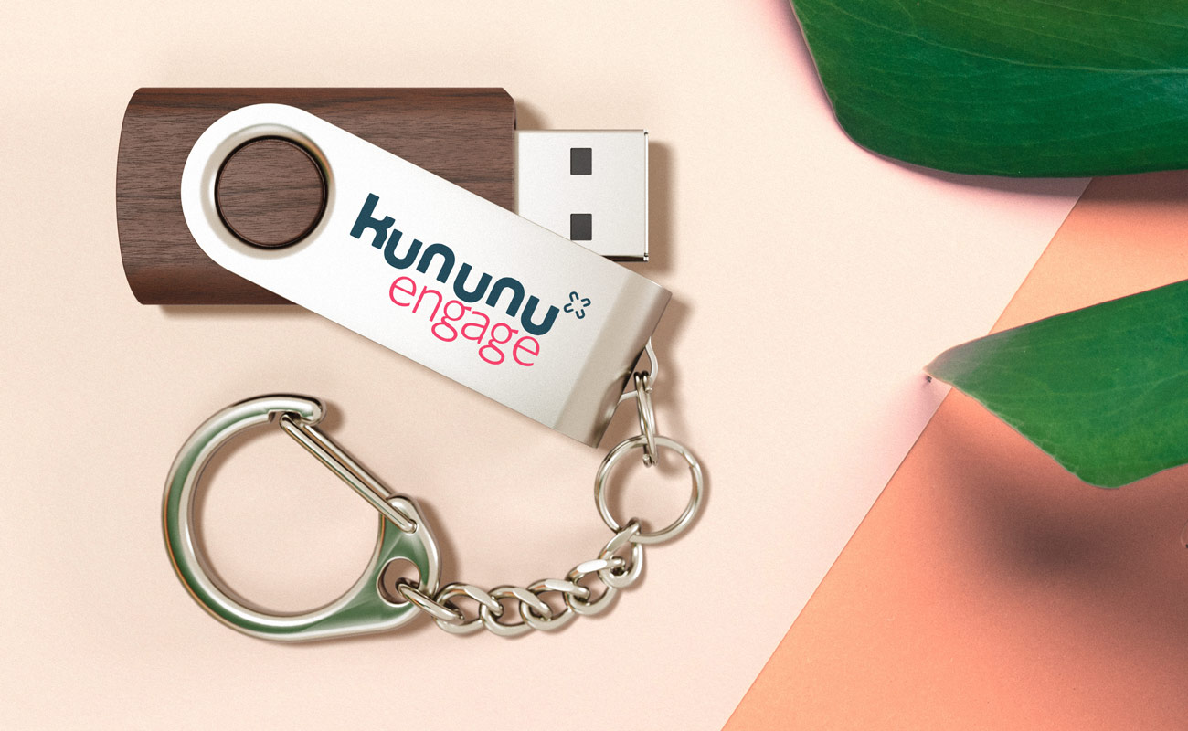 Twister Wood - Wooden USB Flash Drive gallery thumbnail